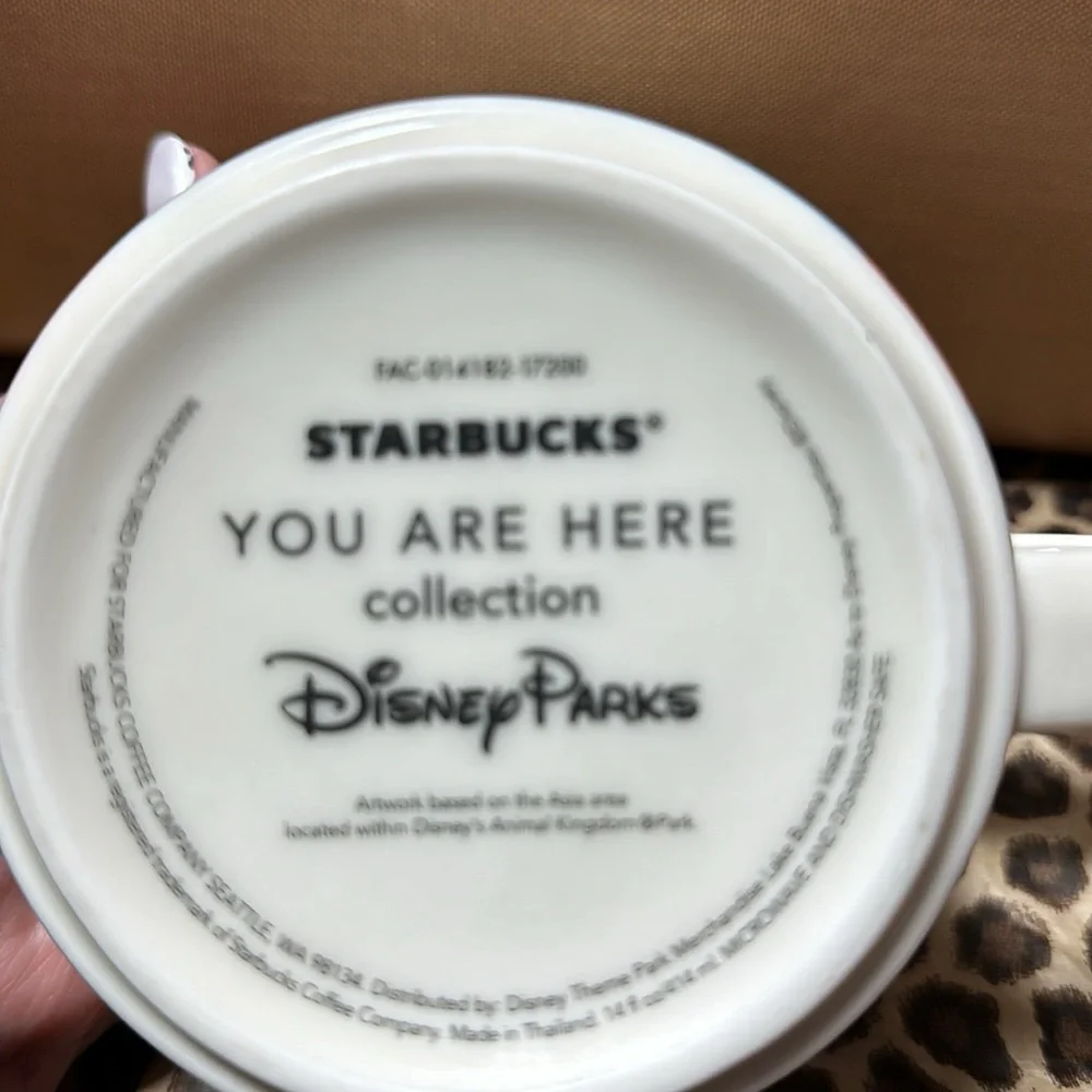 Starbucks “you‎ are here” Disney Parks coffee cup / T-13